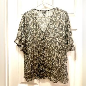 Set of 3 Women’s Assorted Clothing Size Large and Medium